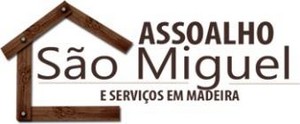 Raspagem de taco de madeira