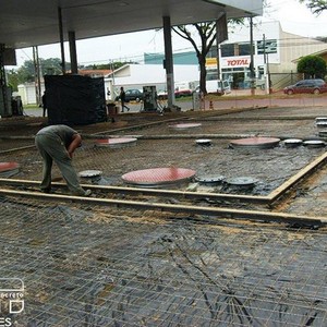 Piso de concreto para posto de gasolina